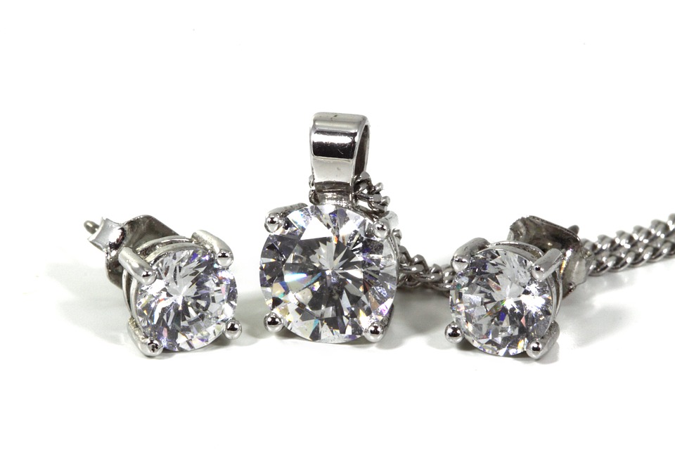 diamond jewelries